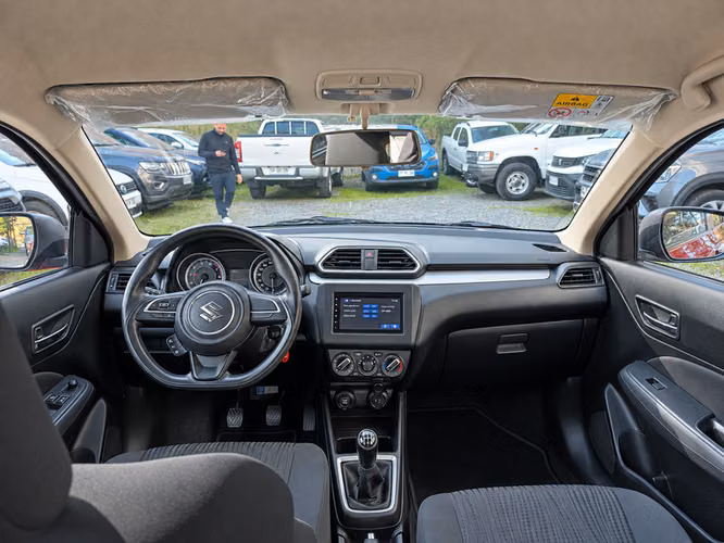 SUZUKI DZIRE SEDAN 1.2 GL - 2020 | 4667 - Imagen 11