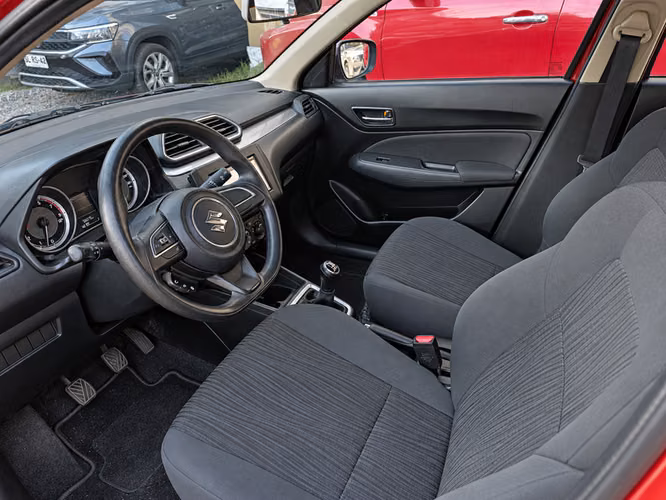 SUZUKI DZIRE SEDAN 1.2 GL - 2020 | 4667 - Imagen 12