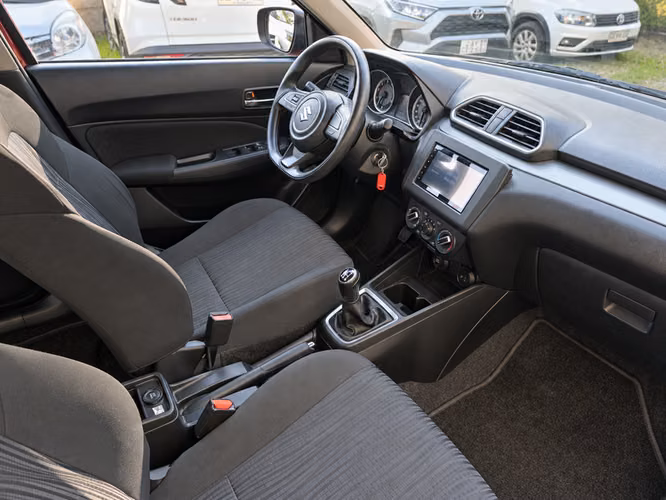 SUZUKI DZIRE SEDAN 1.2 GL - 2020 | 4667 - Imagen 16