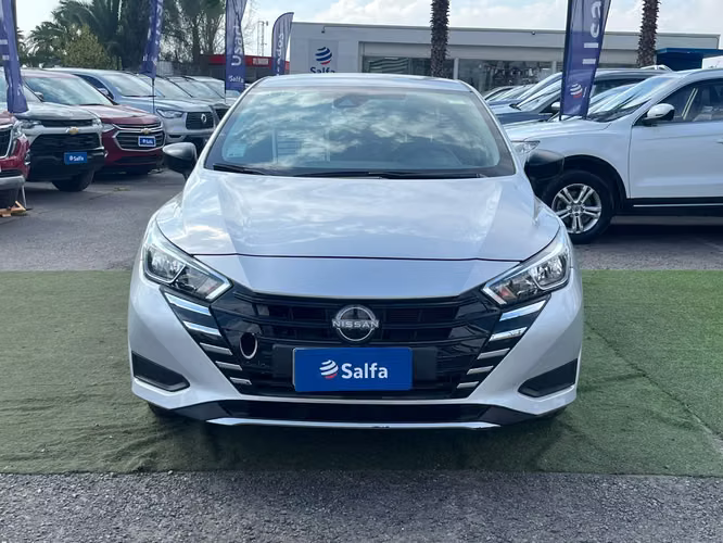 Nissan Versa 1.6 SENSE 4X2 MT 4P 2025 - Imagen 2