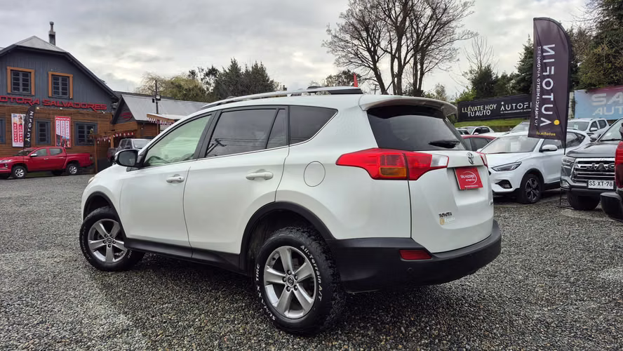 TOYOTA RAV4 2015 - Imagen 4