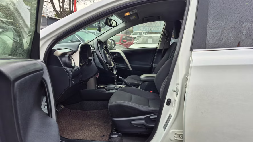 TOYOTA RAV4 2015 - Imagen 8