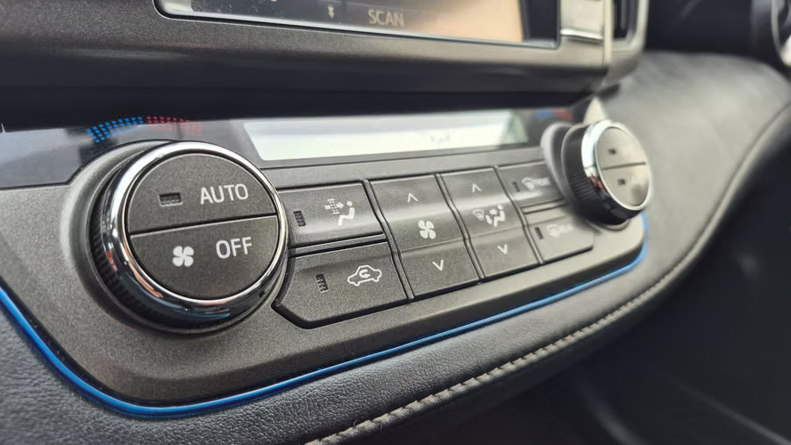 TOYOTA RAV4 2015 - Imagen 11