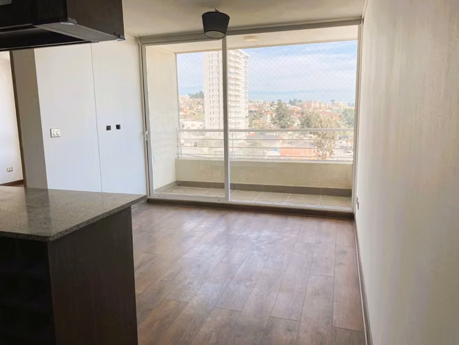 ARRIENDO : Soleado depto. Con Con | Vista maravillosa al mar | 2dorm,1b y 1est