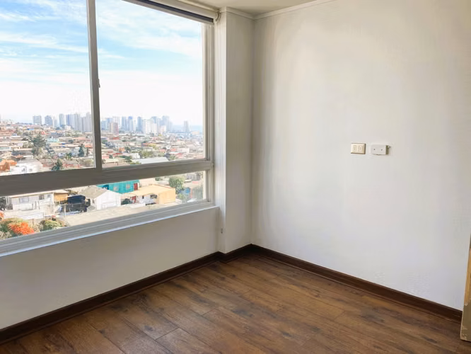 ARRIENDO : Soleado depto. Con Con | Vista maravillosa al mar | 2dorm,1b y 1est