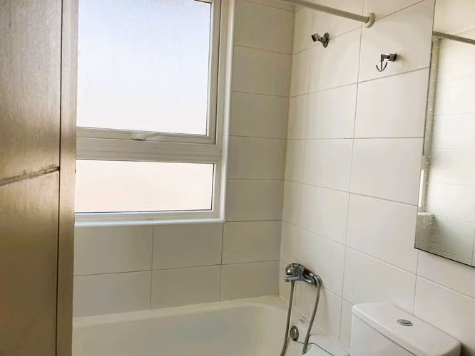ARRIENDO : Soleado depto. Con Con | Vista maravillosa al mar | 2dorm,1b y 1est