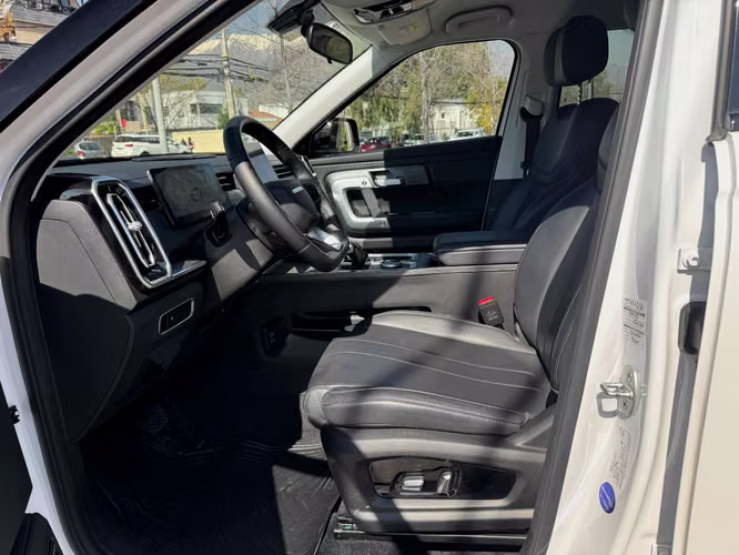 JAECOO JAECOO 7 1.6 TURBO AUTOMATICA SOLO 11.500 KM FULL CUERO CARPLAY CAMARA VER EN LAS CONDES 2025
