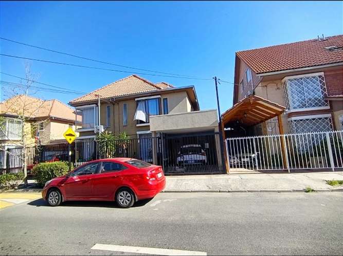 Casa en venta de 3 dormitorios en Puente Alto. ECH