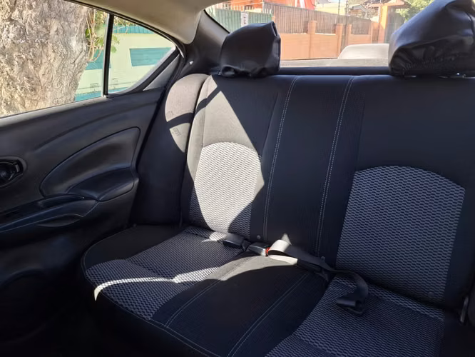 Nissan Versa 2020 1.6 - Imagen 10