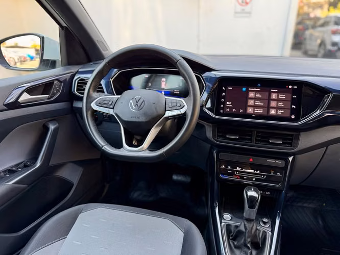 VOLKSWAGEN T-CROSS 1.0 TSI AT COMFORTLINE (RADIO 6,5\) - 2024 | 4653 - Imagen 18