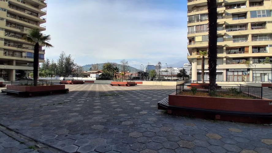 Excelente ubicación en las Torres de Apoquindo, departamento 3 dormitorios - Imagen 23