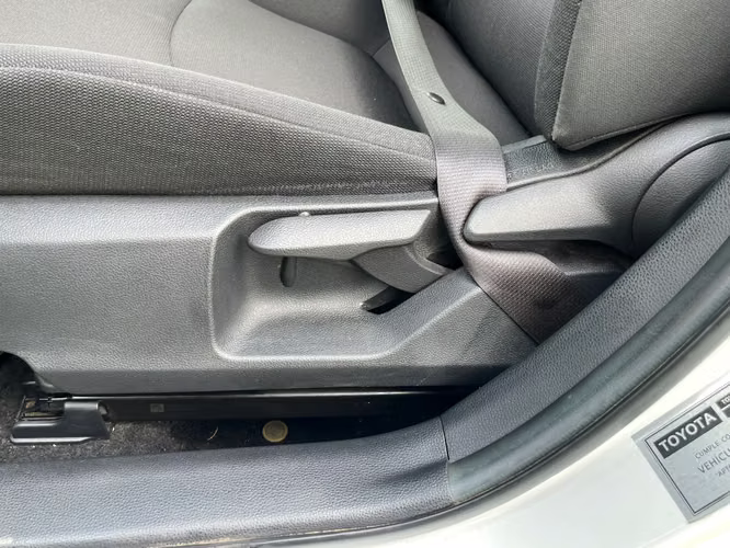 Toyota Corolla 2.0 XEI 4X2 CVT AT 4P 2023 - Imagen 19