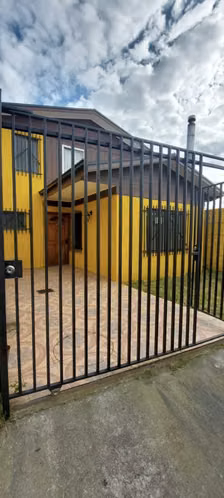 CASA 4D 2B 1E  LAGUNA REDONDA - Imagen 1