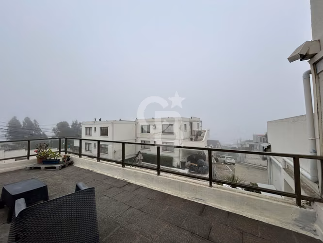 Dpto en Reñaca amplia Terraza con Vista al Mar - Imagen 3
