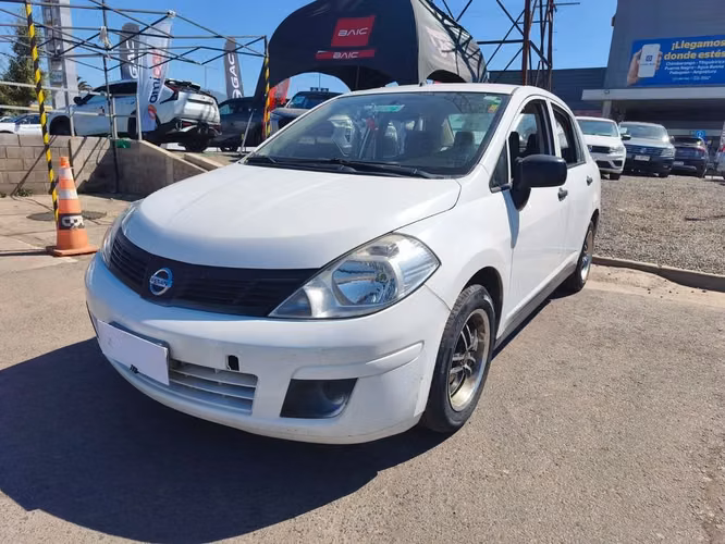 NISSAN TIIDA 2014