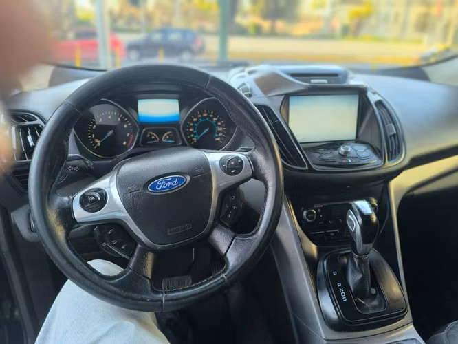 Ford Escape 2014 2.0 4x4 cuero excelente estado - Imagen 9