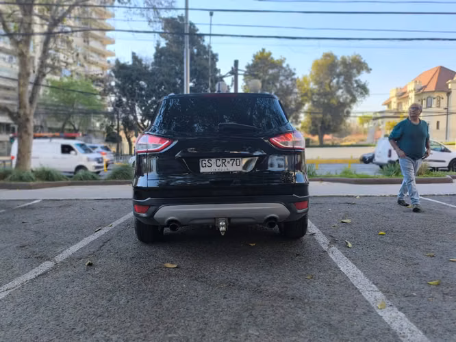 Ford Escape 2014 2.0 4x4 cuero excelente estado - Imagen 6