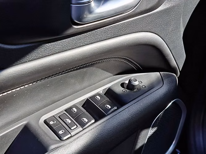 JEEP COMPASS 2024 - Imagen 11