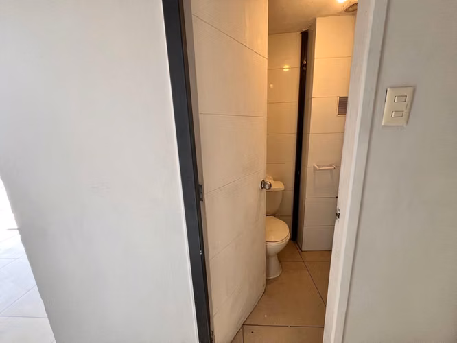 ARRIENDO LOCAL COMERCIAL ESQUINA HEROES - Imagen 21