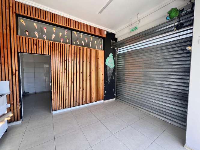 ARRIENDO LOCAL COMERCIAL ESQUINA HEROES