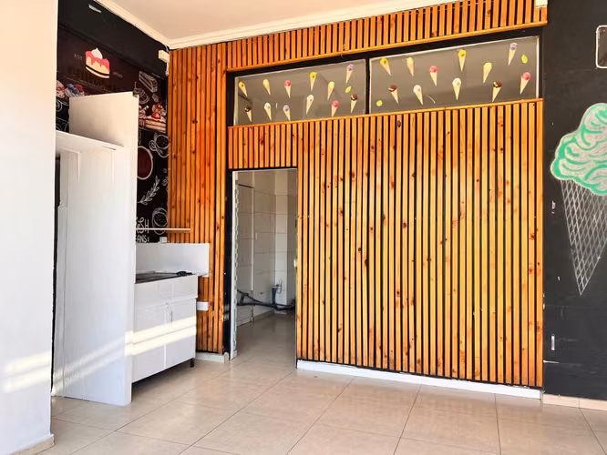 ARRIENDO LOCAL COMERCIAL ESQUINA HEROES - Imagen 8