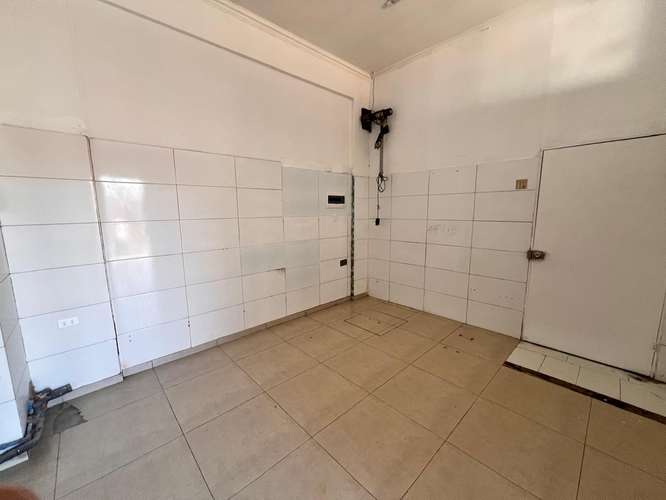 ARRIENDO LOCAL COMERCIAL ESQUINA HEROES