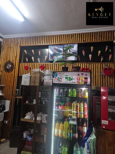 ARRIENDO LOCAL COMERCIAL ESQUINA HEROES