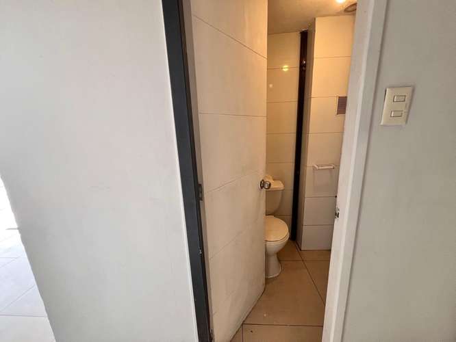ARRIENDO LOCAL COMERCIAL ESQUINA HEROES