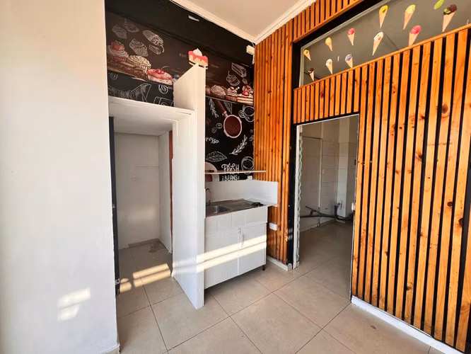 ARRIENDO LOCAL COMERCIAL ESQUINA HEROES - Imagen 9