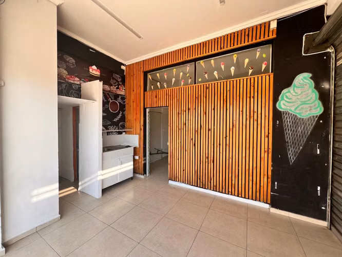 ARRIENDO LOCAL COMERCIAL ESQUINA HEROES - Imagen 11
