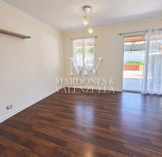 Amplia Casa con Excelente Conectividad (182845) - Imagen 2