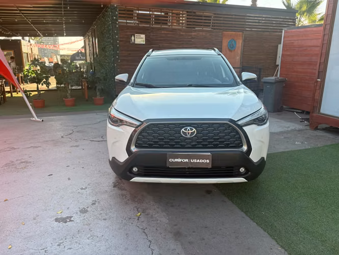 TOYOTA COROLLA CROSS 2.0  SEG AT