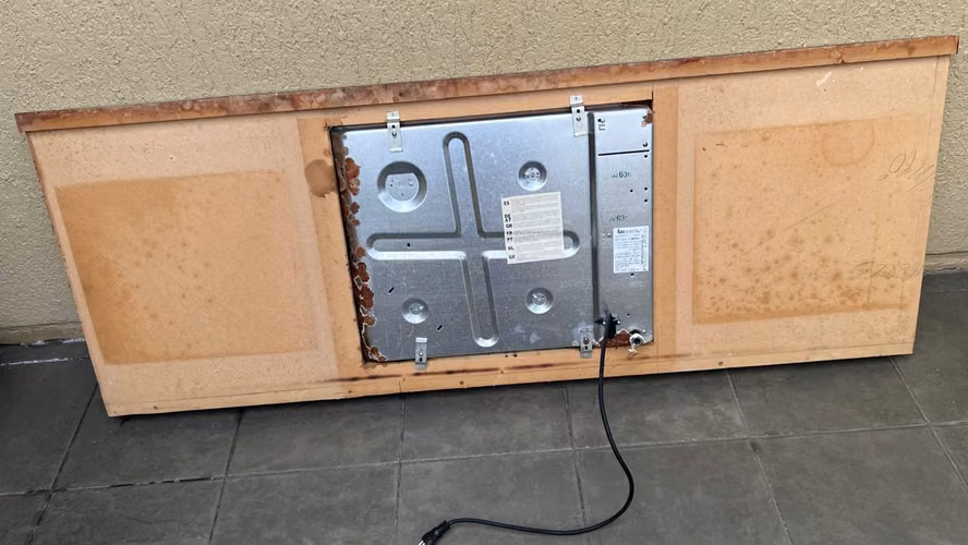 Vendo Cubierta de Cocina con Encimera a Gas TEKA (licuado) de 4 platos Funcionando