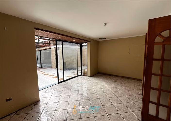 Casa en venta de 6 dorm.+ 4 baños en avda San Martin ,Temuco - Imagen 7