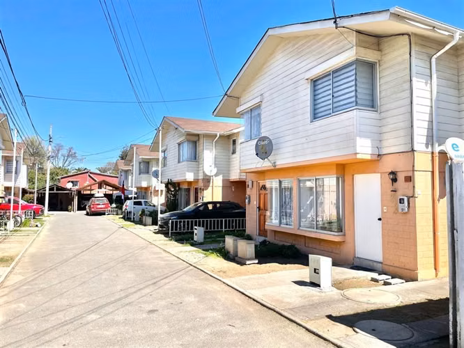 Arriendo casa de 3 dorm.en La Cruz.Gastos comunes incluidos