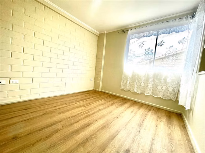 Arriendo casa de 3 dorm.en La Cruz.Gastos comunes incluidos