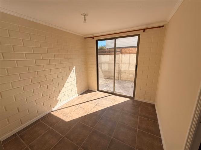 Arriendo casa en la Cruz.3dormitorios,3baños,2estacionamient