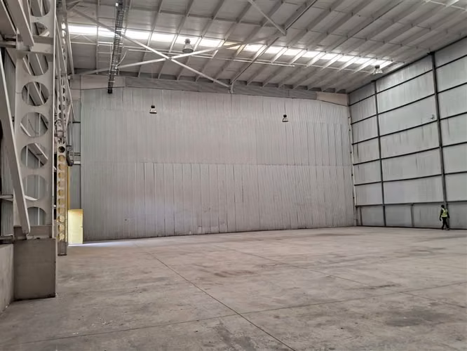 ARRIENDO BODEGA 2023M2/LAS ACACIAS-CHENA-RUTA 5-SAN BERNARDO