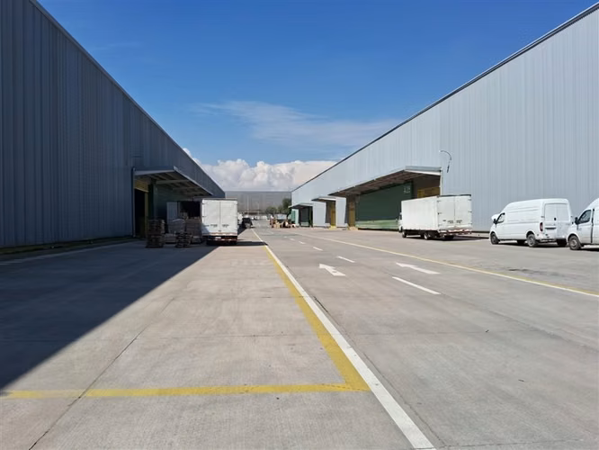 ARRIENDO BODEGA 2023M2/LAS ACACIAS-CHENA-RUTA 5-SAN BERNARDO