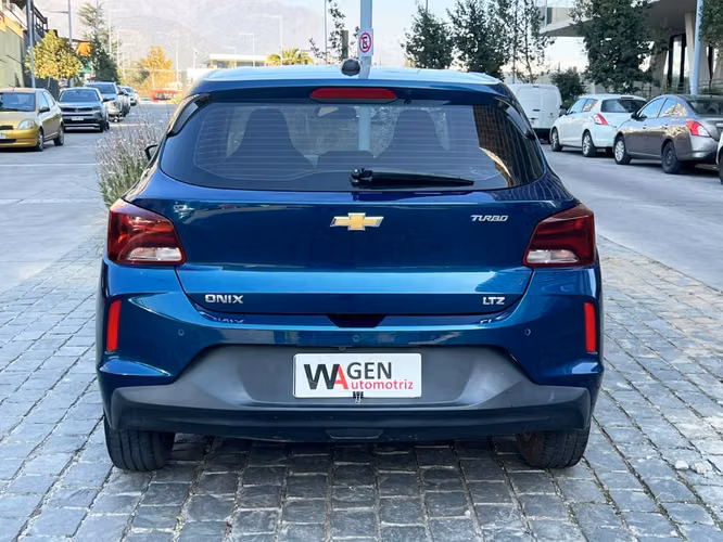 CHEVROLET ONIX RS 1.0 TURBO MT 2022 - Imagen 5