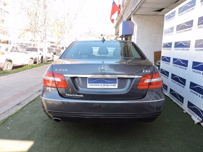 MERCEDES-BENZ E250 CGI 2012 - Imagen 13