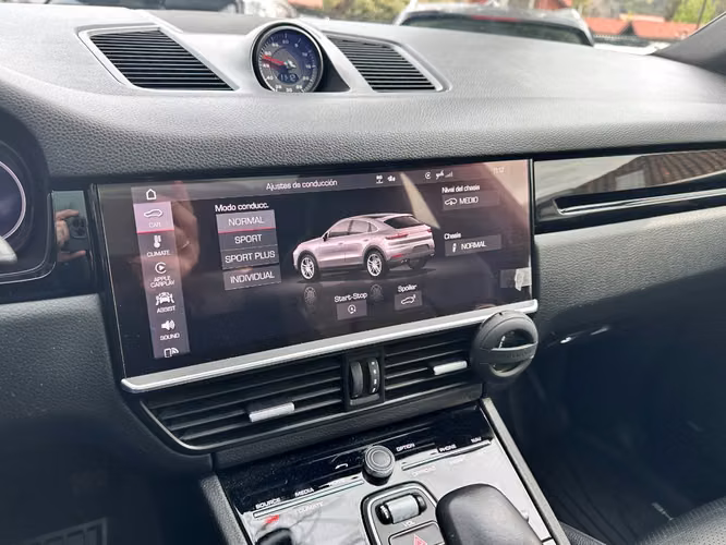 PORSCHE CAYENNE COUPE SPORT 3.0 V6 4X4  2021 - Imagen 20