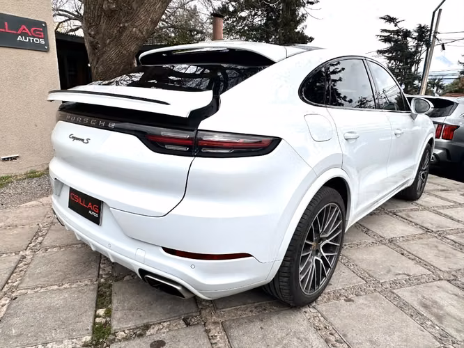 PORSCHE CAYENNE COUPE SPORT 3.0 V6 4X4  2021 - Imagen 9