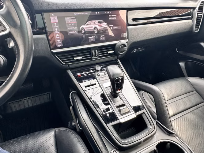 PORSCHE CAYENNE COUPE SPORT 3.0 V6 4X4  2021 - Imagen 18