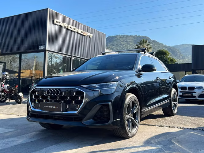 AUDI Q8 55 TFSI QUATTRO 2025