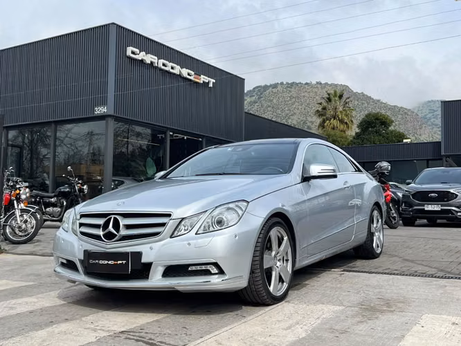 MERCEDES-BENZ E500 COUPE 2011