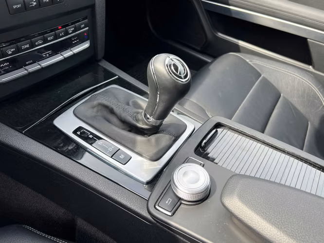 MERCEDES-BENZ E500 COUPE 2011 - Imagen 19