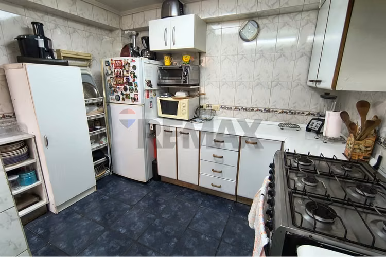 Casa en recoleta: confort y encanto histórico - Imagen 35