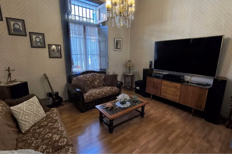 Casa en recoleta: confort y encanto histórico - Imagen 4