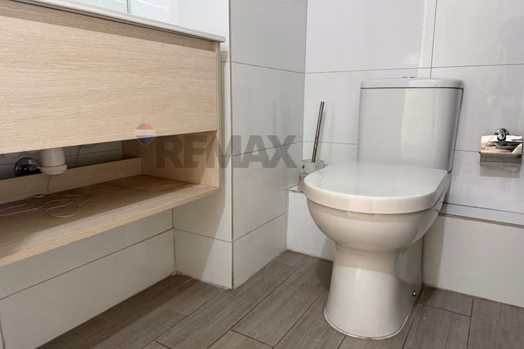 Condominio moderno - estilo mariposa - Imagen 14